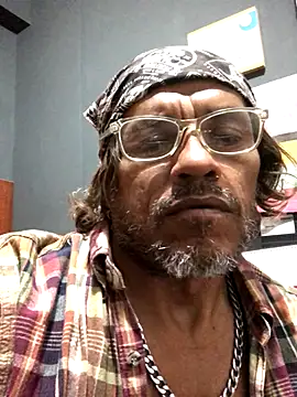 kvr27 online show from November 21, 2025, 12:42 am