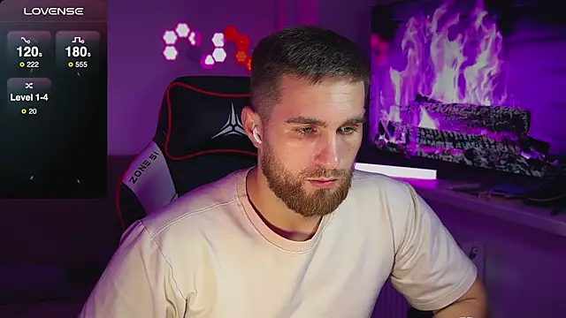 Sweeet  boy online show from November 22, 2025, 9:02 pm