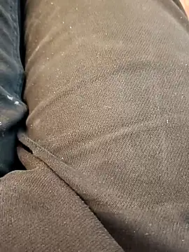 u wan me online show from November 9, 2025, 7:56 am