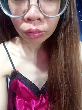   Mai-love19   online show from July 19, 2026, 11:01 pm