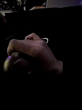 skaylove online show from December 8, 2024, 4:44 am