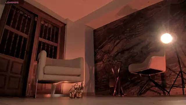 AmyArmstrong online show from March 23, 2025, 4:16 am