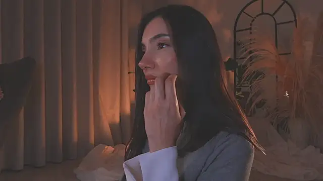 AmyArmstrong online show from September 29, 2025, 1:23 am