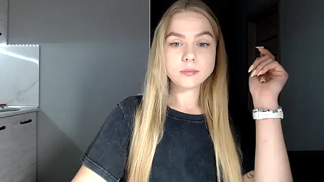 Sunbeam  online show from October 13, 2025, 7:37 pm