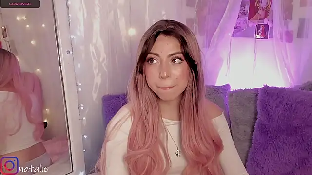 natalie jaensen online show from October 21, 2025, 12:00 am