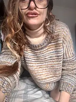 xgabyenlalunax online show from March 6, 2025, 4:28 pm