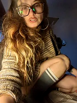 xgabyenlalunax online show from March 21, 2025, 4:40 pm