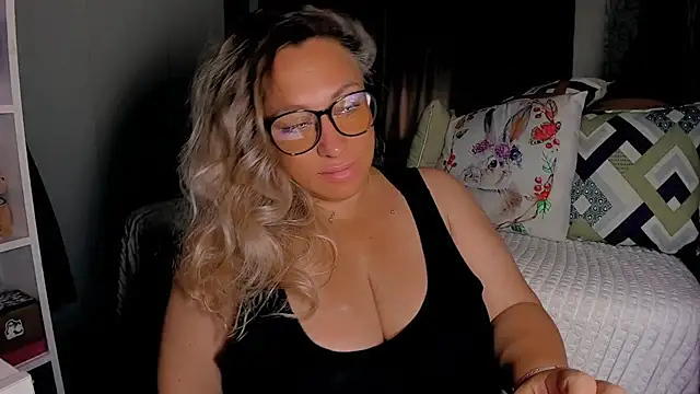 CumOnMy Tits online show from July 16, 2026, 3:14 am
