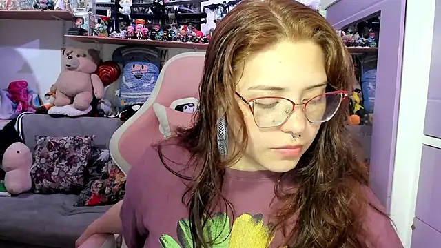 soficammy online show from June 11, 2026, 12:32 am
