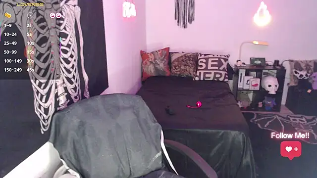 Snapshot of soyelcarlitos_ chatting on May 16, 2026, 5:06 am soyelcarlitos online show from May 16, 2026, 5:06 am