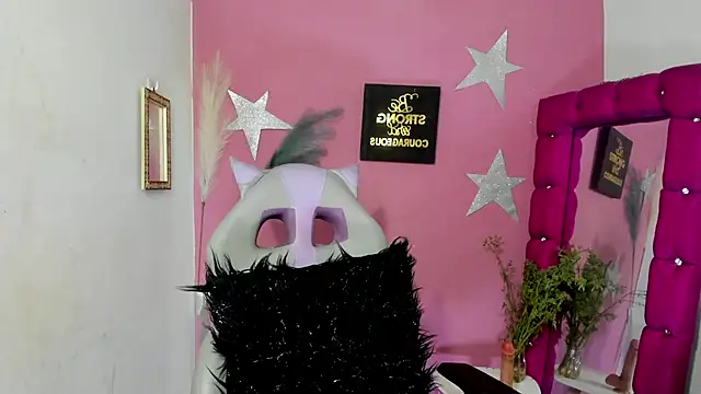 Snapshot of body_brown chatting on March 4, 2026, 1:52 pm body brown online show from March 4, 2026, 1:52 pm