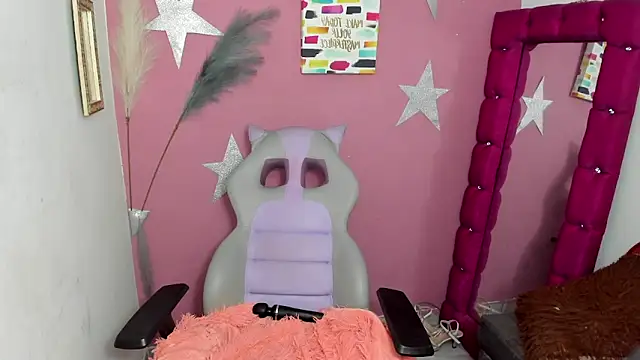 Snapshot of body_brown chatting on February 13, 2026, 3:56 pm body brown online show from February 13, 2026, 3:56 pm