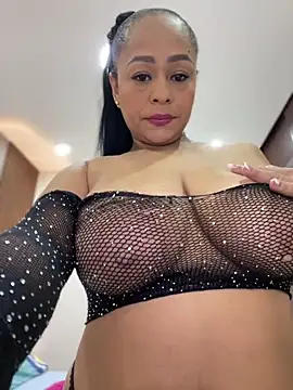 Snapshot of sofia_xxx02 chatting on May 19, 2026, 12:01 pm sofia xxx02 online show from May 19, 2026, 12:01 pm