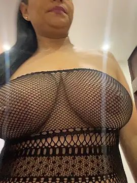 Snapshot of sofia_xxx02 chatting on May 8, 2026, 12:09 pm sofia xxx02 online show from May 8, 2026, 12:09 pm