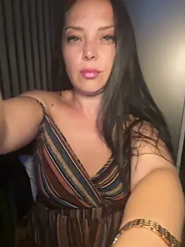 Snapshot of Kate_Joy chatting on July 2, 2026, 12:22 am Kate Joy online show from July 2, 2026, 12:22 am