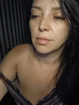Snapshot of Kate_Joy chatting on July 6, 2026, 12:06 am Kate Joy online show from July 6, 2026, 12:06 am