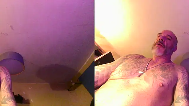 Snapshot of McPherson72 chatting on December 26, 2024, 5:40 pm McPherson72 online show from December 26, 2024, 5:40 pm