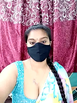 Jasmine jaaan online show from March 28, 2026, 4:24 am